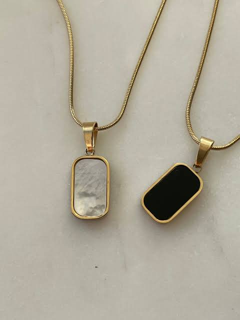 Minimalist Dual-Tone Rectangular Pendant Necklace – Gold & Silver Variants