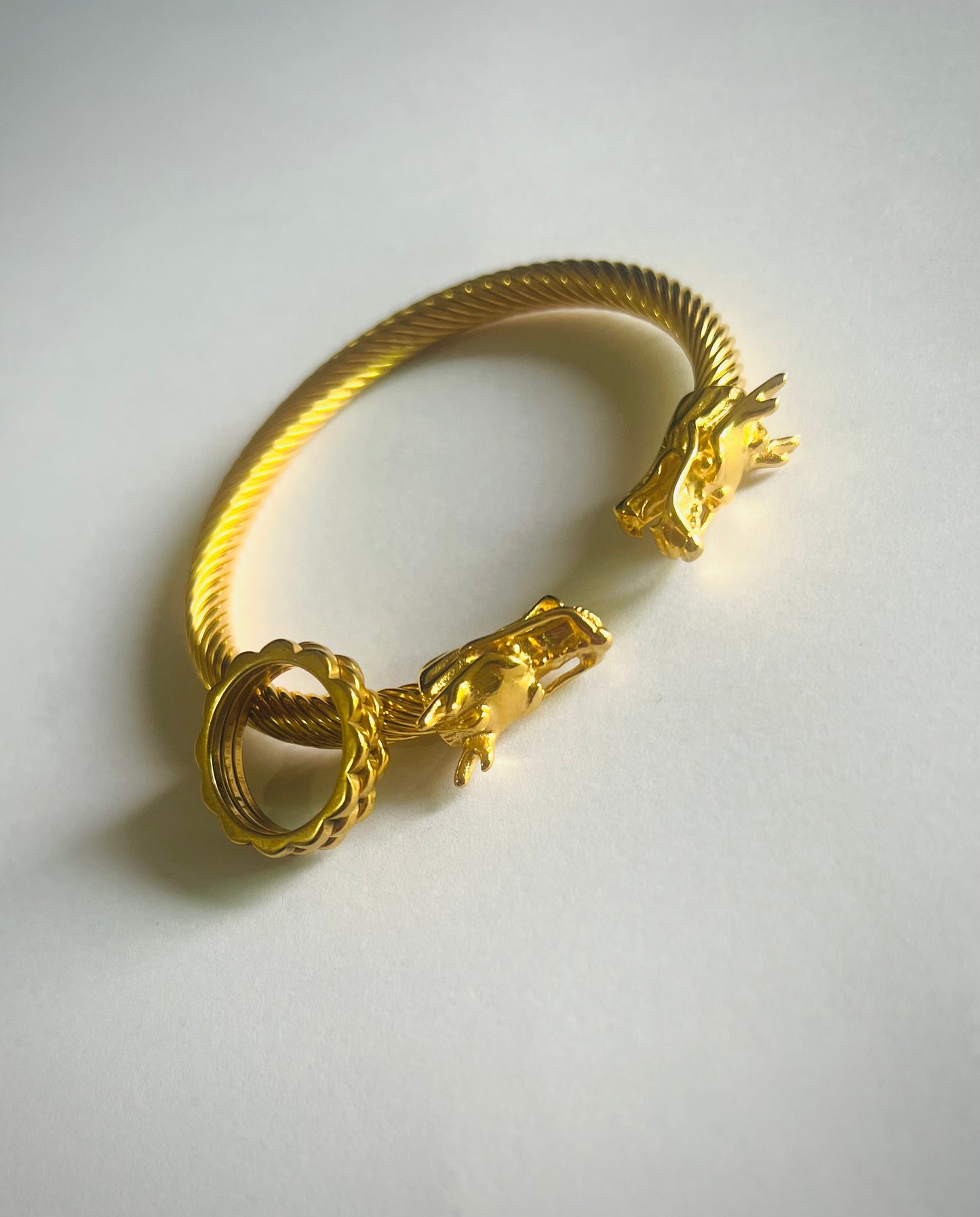Golden Twin Dragon Head Cuff Bracelet & Gold-Tone Textured Rings